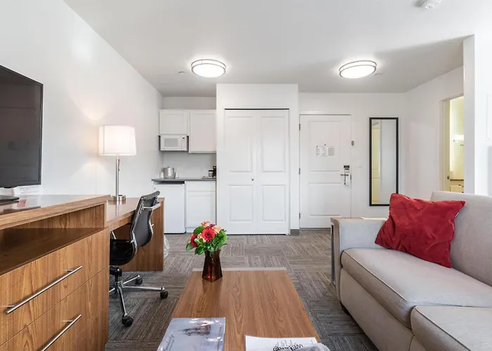 Marshall Suites Bainbridge Island, Surestay Collection By BW